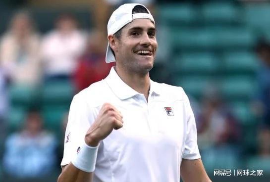 而事件背后 而事件背后