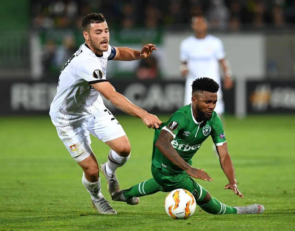 了豪取三连 了豪取三连