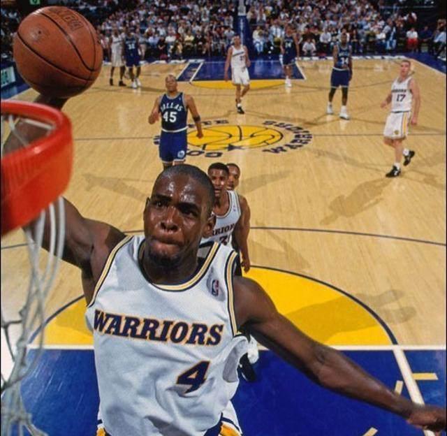 反哺品牌与 反哺品牌与